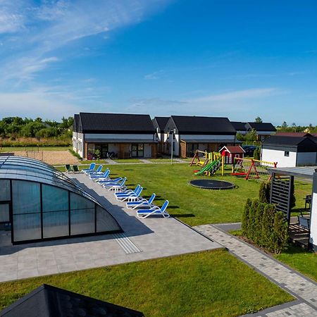 Wakacyjna Osada Villa Jezierzany ภายนอก รูปภาพ