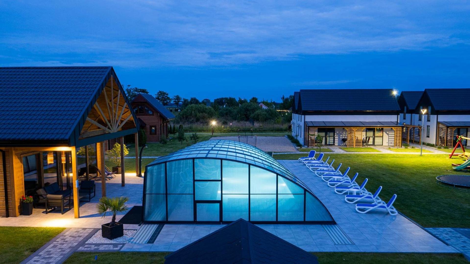 Wakacyjna Osada Villa Jezierzany ภายนอก รูปภาพ