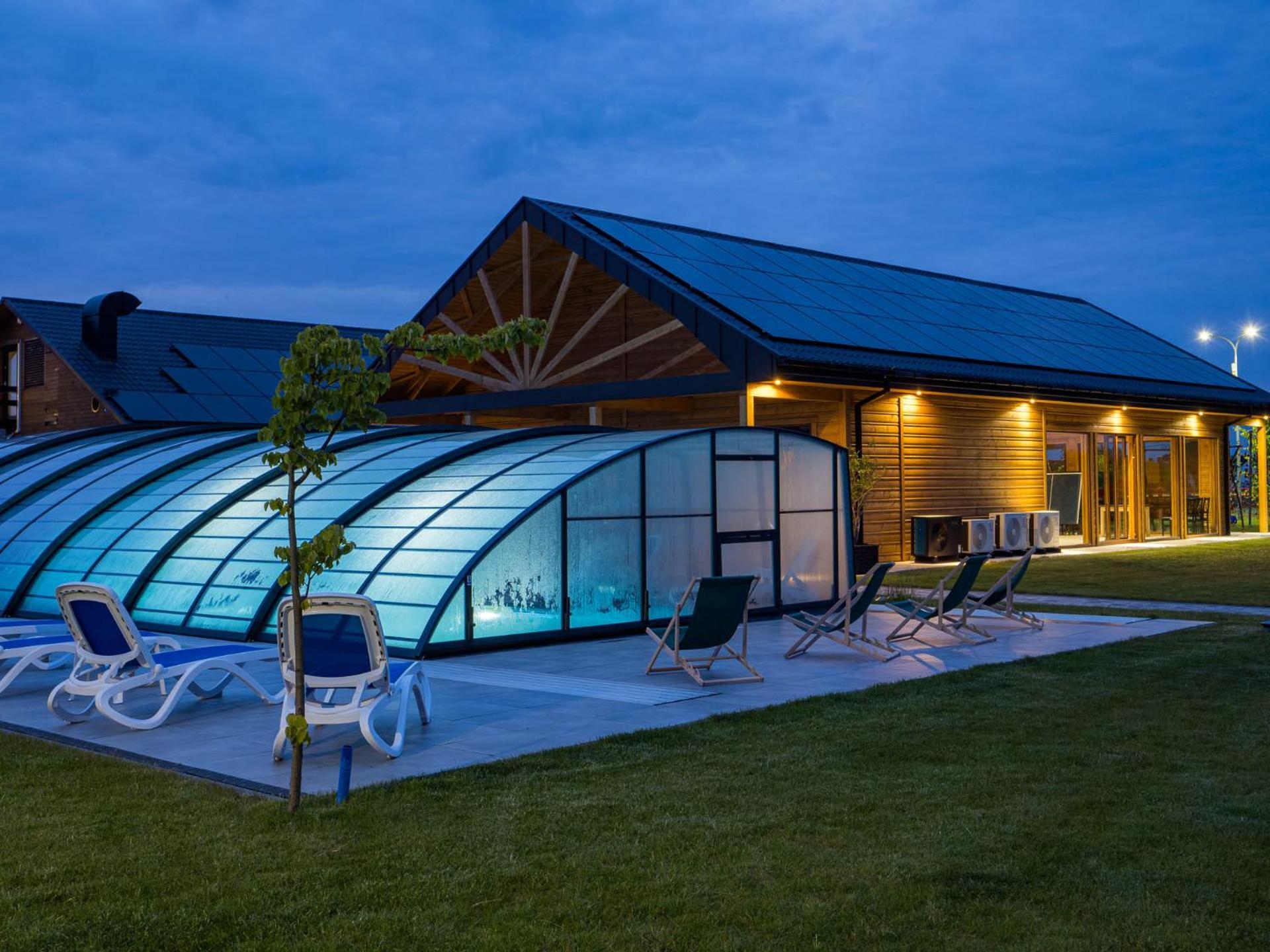 Wakacyjna Osada Villa Jezierzany ภายนอก รูปภาพ